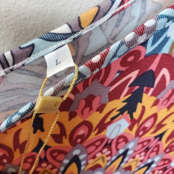 NWT Grecerelle Womens Floral Maxi Dress. SIZE L - Picture 2 of 6